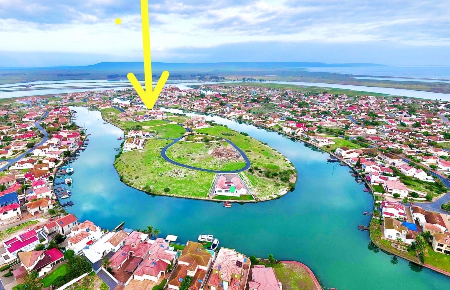  Bedroom Property for Sale in Laaiplek Western Cape